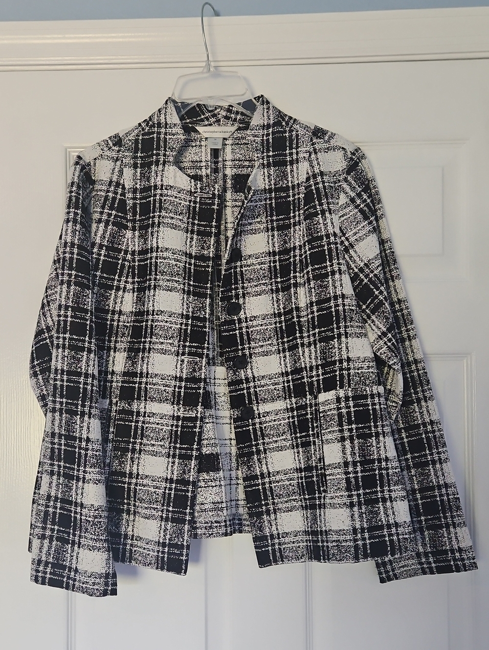 New Black and White Plaid Button Jacket Mock Collar With Pockets Vrry Flattering